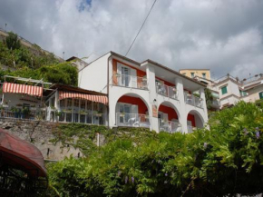  Maison Raphael  Минори